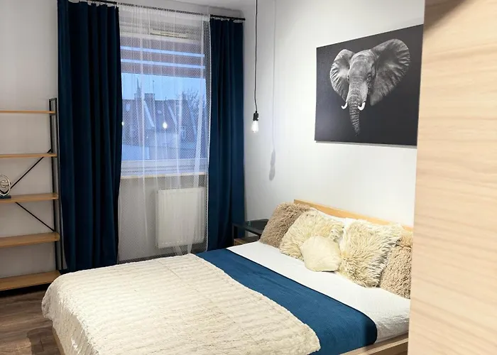 Good Time Koscielna 33 アパート