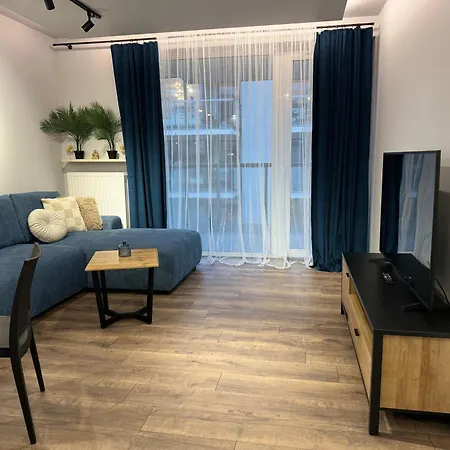 Good Time Koscielna 33 شقة