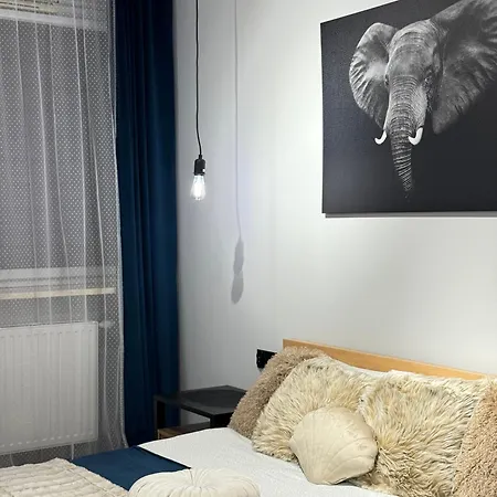 Good Time Koscielna 33 *