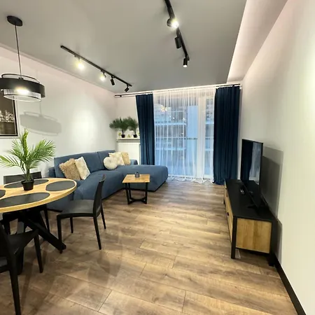 Good Time Koscielna 33 *