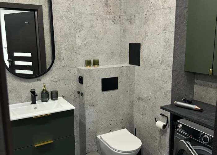 Good Time Koscielna 33 بوزنان